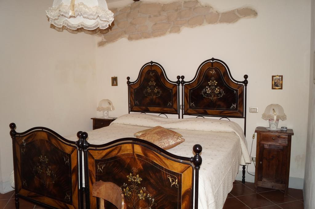 Agriturismo Bonzalone Farm stay