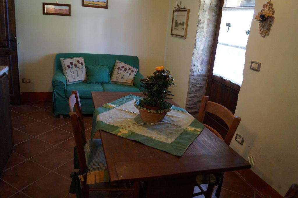 Agriturismo Bonzalone Farm stay