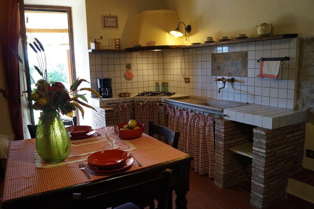 Agriturismo Bonzalone Farm stay *